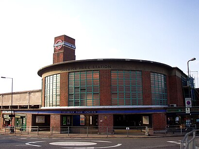 How to get to Chiswick Park Station with public transport- About the place