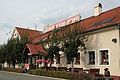 Čeština: Zaniklá vesnice Hatě, část obce Chvalovice v okrese Znojmo. Hotel a restaurant Free Shop u Excalibur City.