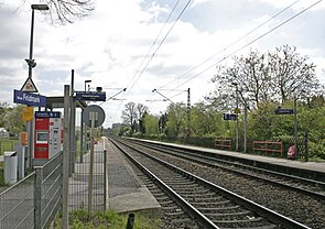 Bahnsteige in Blickrichtung Wesel, 2015