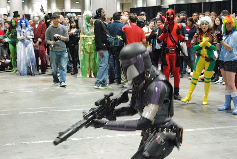 File:Comikaze 2011 - Mandalorian (6953871752).jpg