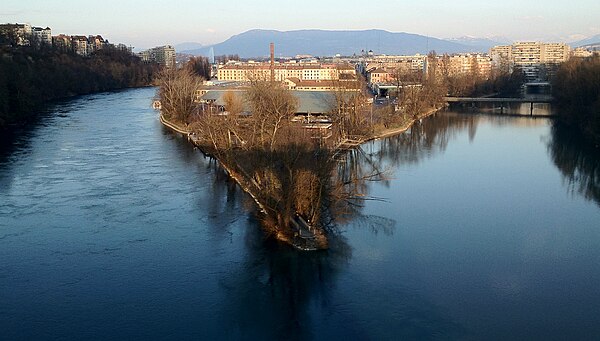 Confluence of the Rhône and the Arve
