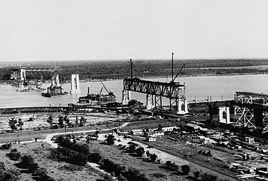 Montage des Überbaus der Hauptbrücke (1934)