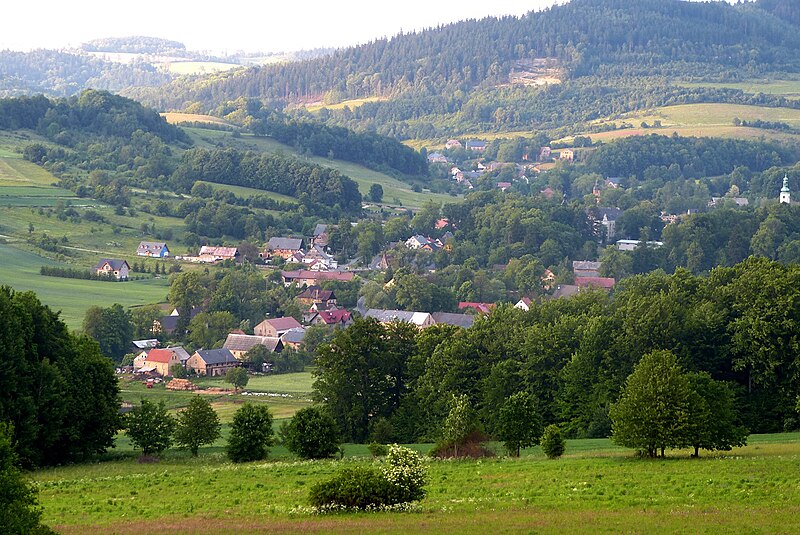 File:Czernica.JPG