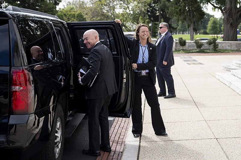 File:DHS Secretary Alejandro Mayorkas Participates in a Bilateral Meeting with the Canadian Minister of Public Safety on 28 September 2023 - 13.jpg