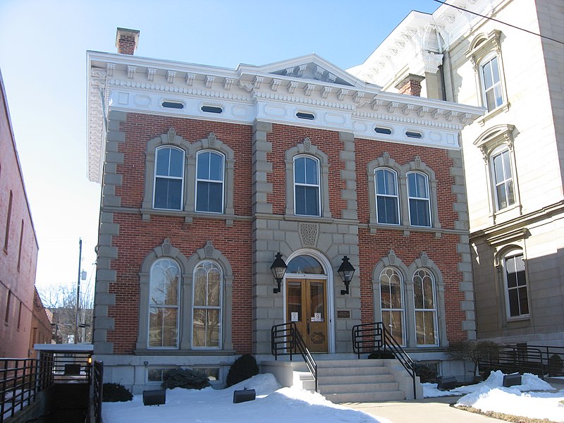 File:Darke County Sheriff's House.jpg