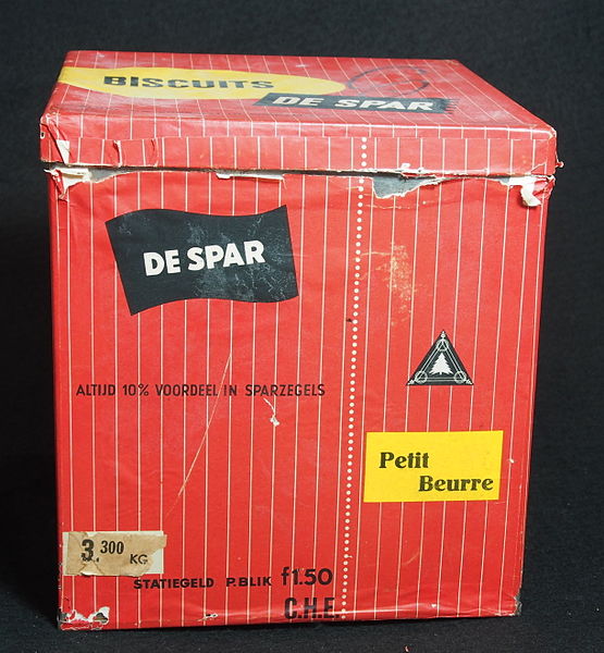 File:De Spar Biscuits blik, foto 4.JPG