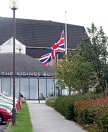 Dewsbury and District Hospital, Main entrance - geograph.org.uk - 404266.jpg