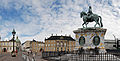 Equestrian statue of King Frederick V, against background of Christian VII's Palace, Amalienborg, Copenhagen, Denmark, Northern Europe.