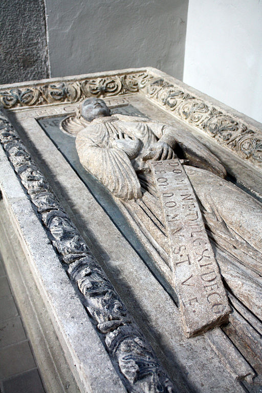 Erstes-Relief-der-Plectrudis-1160-Maria-im-Kapitol-Köln