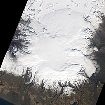 Satellite image of Katla to the east of Eyjafjallajökull; Eldgjá can be detected under the snow cover in the northeastern corner of Mýrdalsjökull