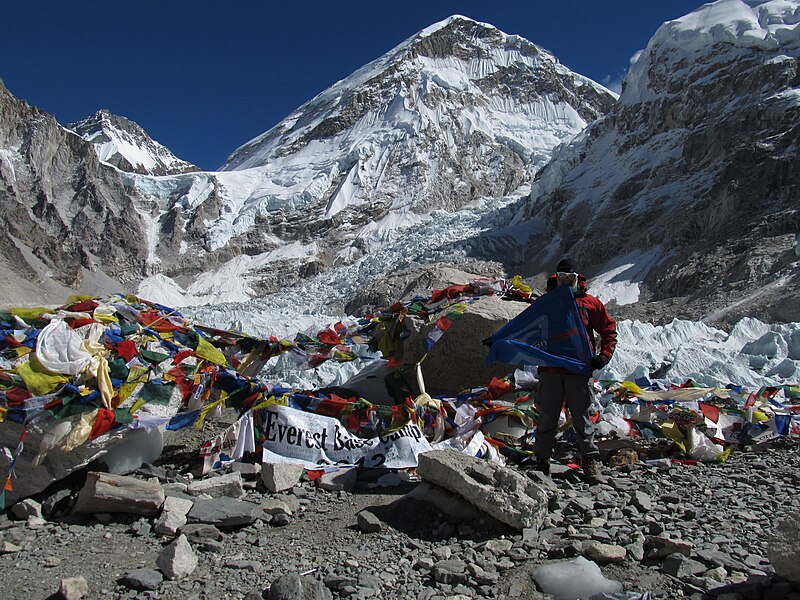 File:Everest Base Camp South Nepal 2012 02.jpg