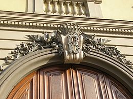 Façade sur la Piazza Cavour.JPG