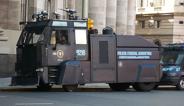 Riot control vehicle of the Policía Federal, Buenos Aires, 2008