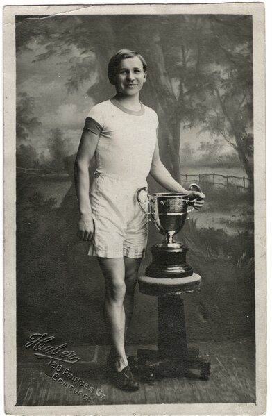 File:Finnish Canadian collections - portrait of Finnish gold medalist Hannes Kolehmainen (I0058048).tiff