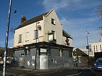 Fox & Anggur pub.jpg