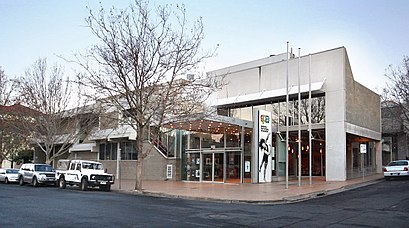 How to get to Geelong Arts Centre with public transport- About the place