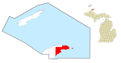 Lokasi berada Keweenaw County (merah) dan diberikan masyarakat Tembaga Harbor (pink)