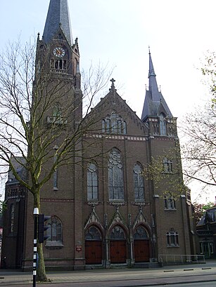 Hoe gaan naar Groenenstraat Kerk met het openbaar vervoer - Over de plek