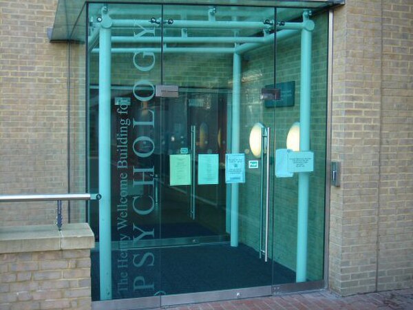 Entrance to the Henry Wellcome Psychology Building