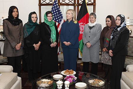 Fail:Hillary_Clinton_with_Afghan_female_politicians_in_2011.jpg