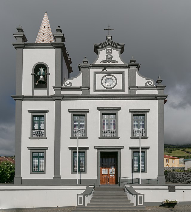 Igreja de Nossa Senhora dos Milagres da Serreta