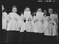 Junior choir performance in the Moravian Sunday school