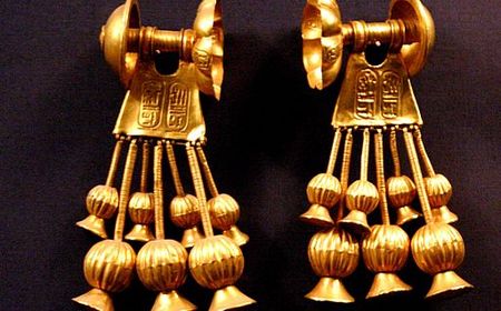 Tập_tin:KV56_Seti_II_gold_earrings.jpg