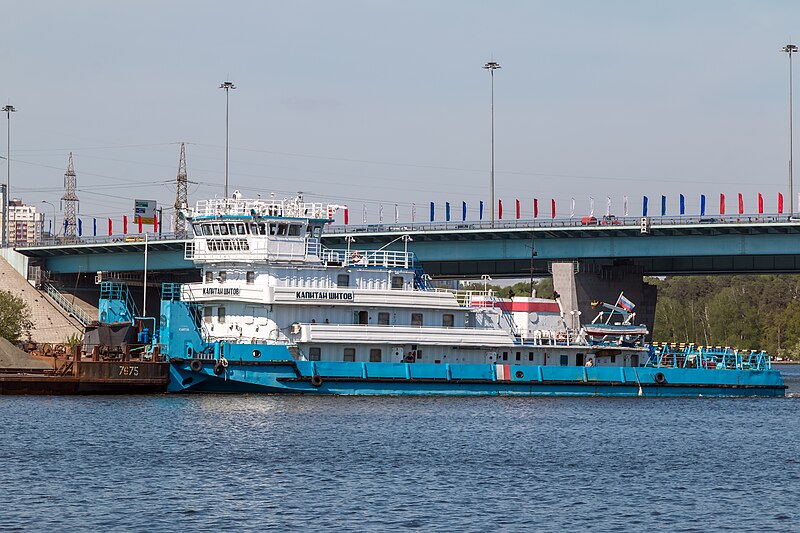 File:Kapitan Shitov in Khimki Reservoir 2016-05-09 Pic 04.JPG