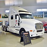 Kenworth T2000, Kenworth Dealer Hall of Fame, 2015.JPG