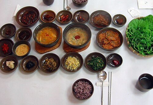 Korean cuisine-Hanjeongsik-06.jpg