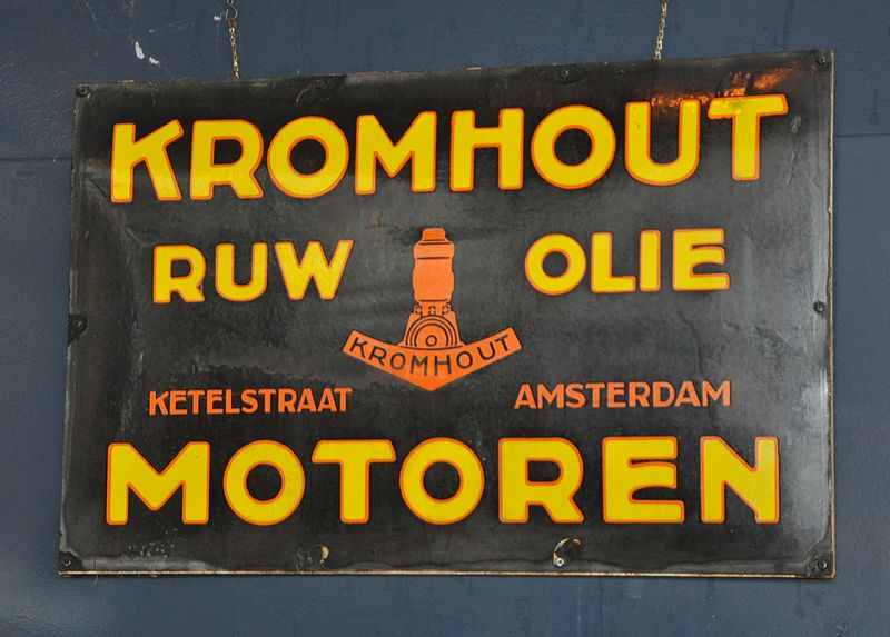 File:Kromhout motoren museum Amsterdam (01).JPG