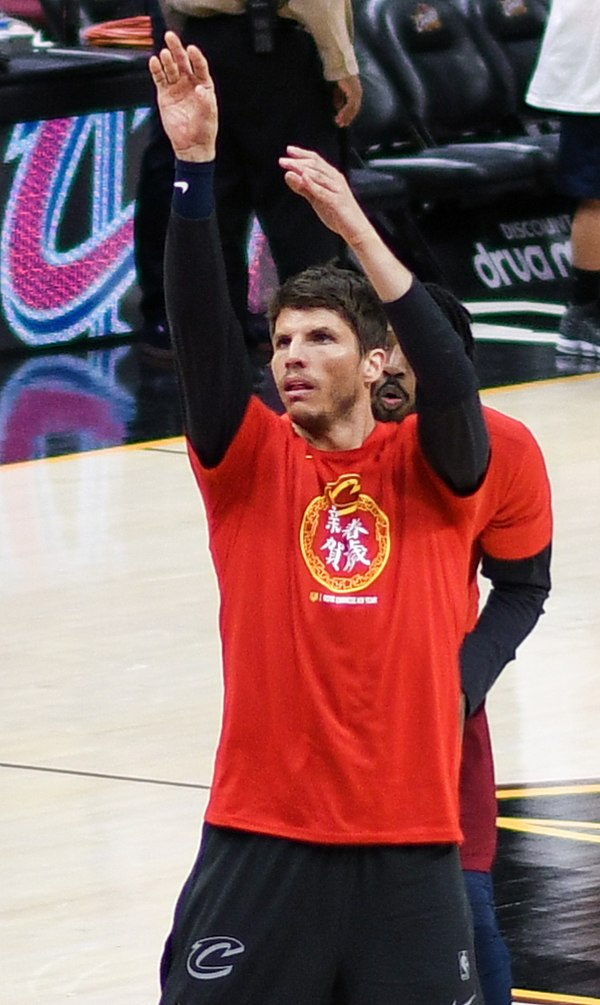 Korver with the Cleveland Cavaliers in 2018