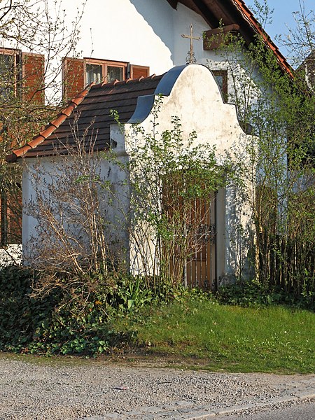 Langenneufnach Hauptstr Kapelle StLeonhard1