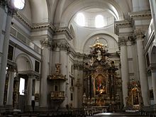 Slika:Ljubljana_Ursuline_Church_interior.JPG