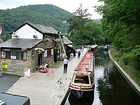 Llangollen canal wharf