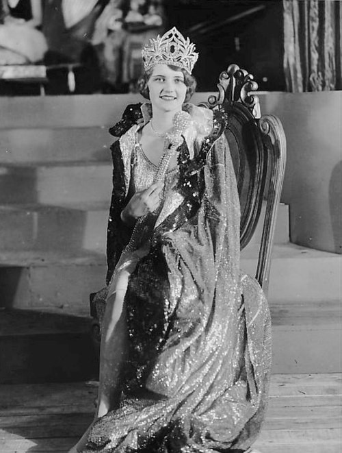 Lois Delander, Miss Illinois 1927 and Miss America 1927