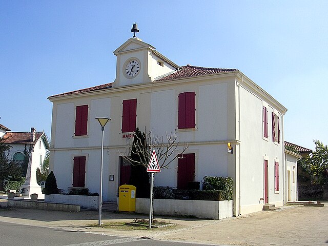 File:Luglon mairie.jpg