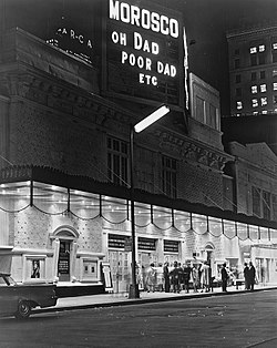 Morosco Theatre, New York City, at night.jpg