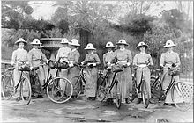 First District Nurses in Melbourne Nursesonbikes1904.jpg