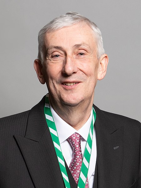 Image: Official portrait of Rt Hon Sir Lindsay Hoyle MP crop 2