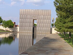 Bombenanschlag Auf Das Murrah Federal Building In Oklahoma City: Attentat, Täter, Gedenken