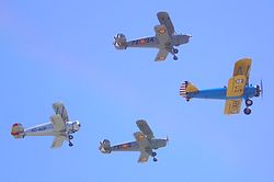 Old aircraft formation flight-Stearman, Bü 131, Bü 133.jpg