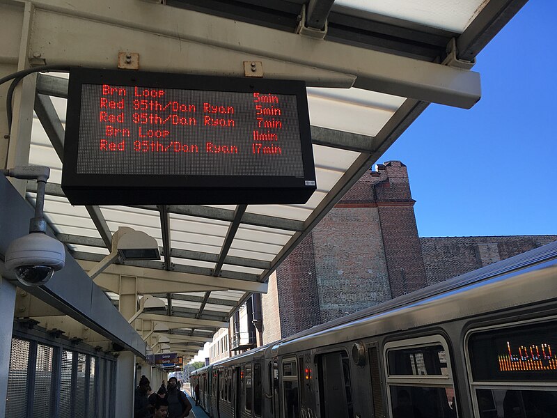 File:Older arrival prediction sign with different lettering (38634114636).jpg