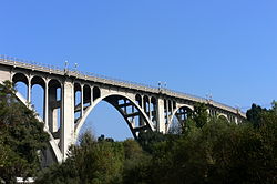 Pasadena Colorado Street Bridge 2005.jpg