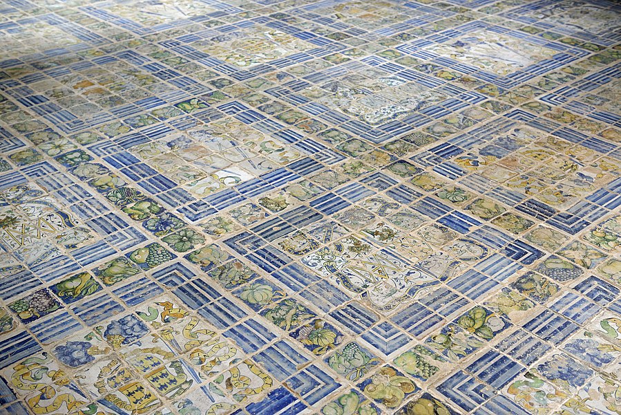 Ceramic floor tiles of Château d'Écouen (1538–1550)