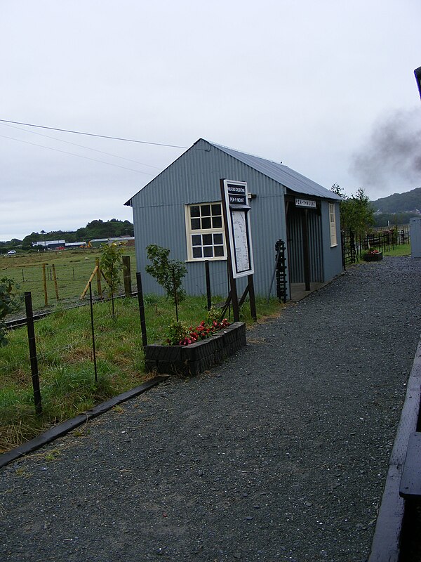 Pen-y-Mount Junction railway station