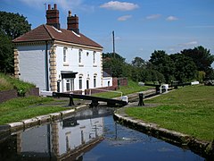 Perry Barr top lock and keepers cottage No 86 (C)