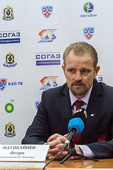 Petri Matikainen 07.01.13 Amur—Avangard KHL-game.jpeg