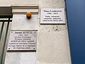 Plaques Ici James Joyce Achevé Ulysse & Ici Vécut Valery Larbaud Rue Cardinal Lemoine - Paris V (FR75) - 2021-07-28 - 1.jpg
