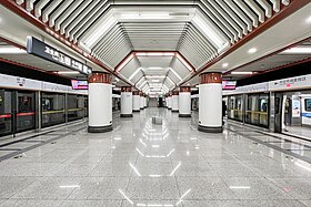 Platform of Qiaowan Station (20220215105924).jpg